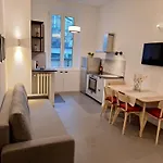 S-Home Porta Romana Con Wi-Fi E Aria Condizionata